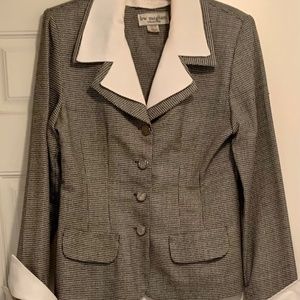 VERSATILE 2 Pc. SKIRT SET